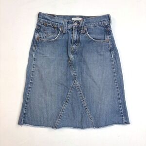 Levis Denim Mini Midi Skirt Blue Raw Hem Stretch Size 6 Panels Y2K Vintage 2006
